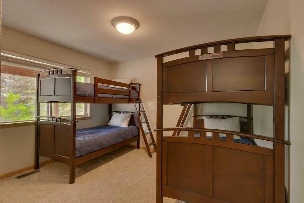 Cold Creek Retreat - Four Bedroom Home サウス・レイクタホ 0*,